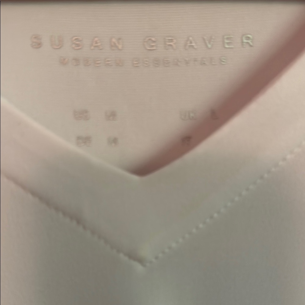 Susan Graver Liquid Knit. V-Neck Top